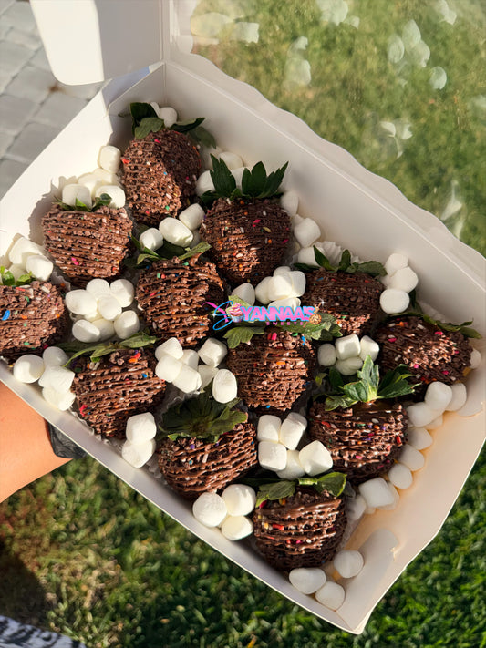 🍓 Cosmic Brownie Covered Strawberries